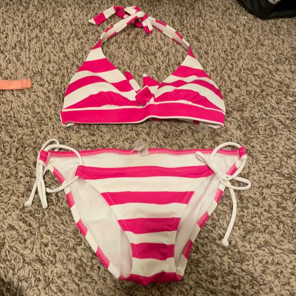VS bikini